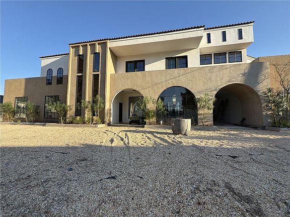 4th image of 137 Midway Dr