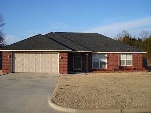 1st image of 223 Ashbrook Ln