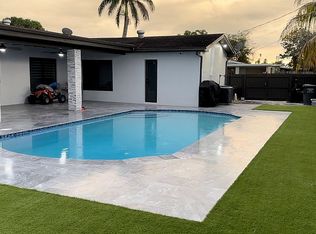 7361 Allen Dr, Hollywood, FL 33024