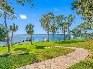 188 George St S, Tarpon Springs, FL 34688