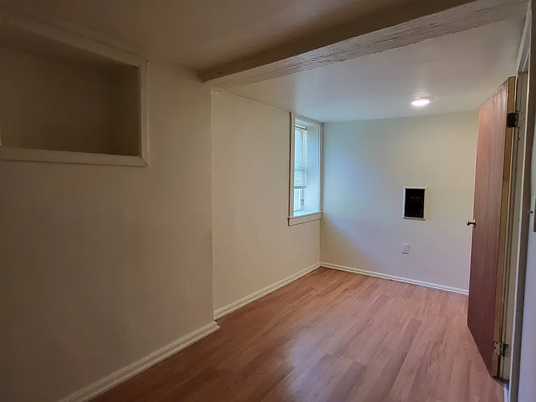 94 E Main St #1 — Photo 5