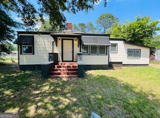 1213 Gillionville Rd, Albany, GA 31707