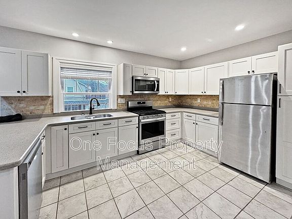 2nd image of 1116 Woodmont Ave #2