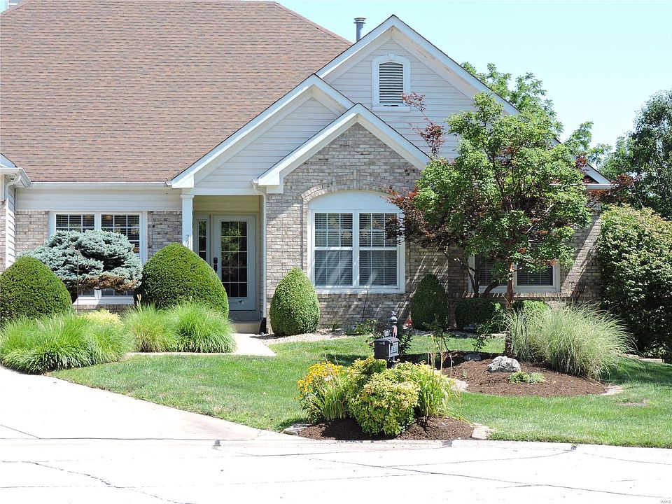 2nd image of 2933 Fox Bluff Dr