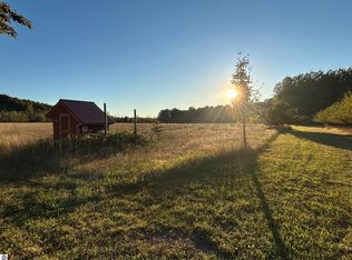 13466 S Kitlinger Rd, Empire, MI 49630