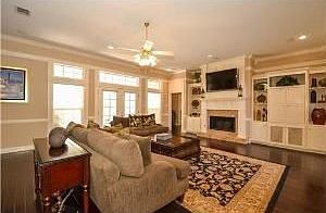 5th image of 4670 Buckingham Dr