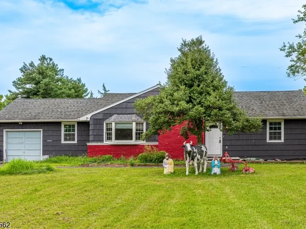 68 Ellison Rd, Somerset, NJ 08873