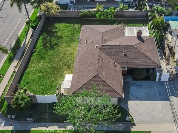 601 Southshore Dr, Seal Beach, CA 90740