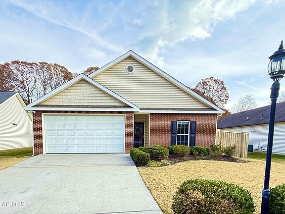 2nd image of 10812 Meriwether Ln