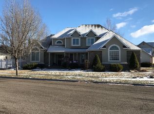210 Hampton Ln, Idaho Falls, ID 83404