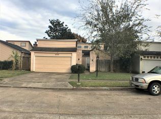 4259 Willow Beach Dr, Houston, TX 77072