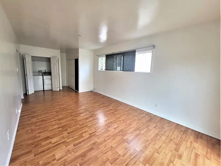 1700 Park Ave #0 — Photo 5