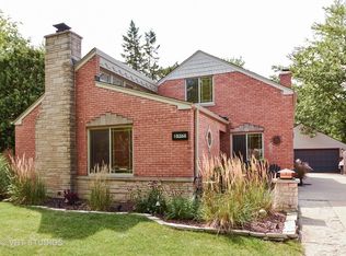 18356 Cowing Ct, Homewood, IL 60430