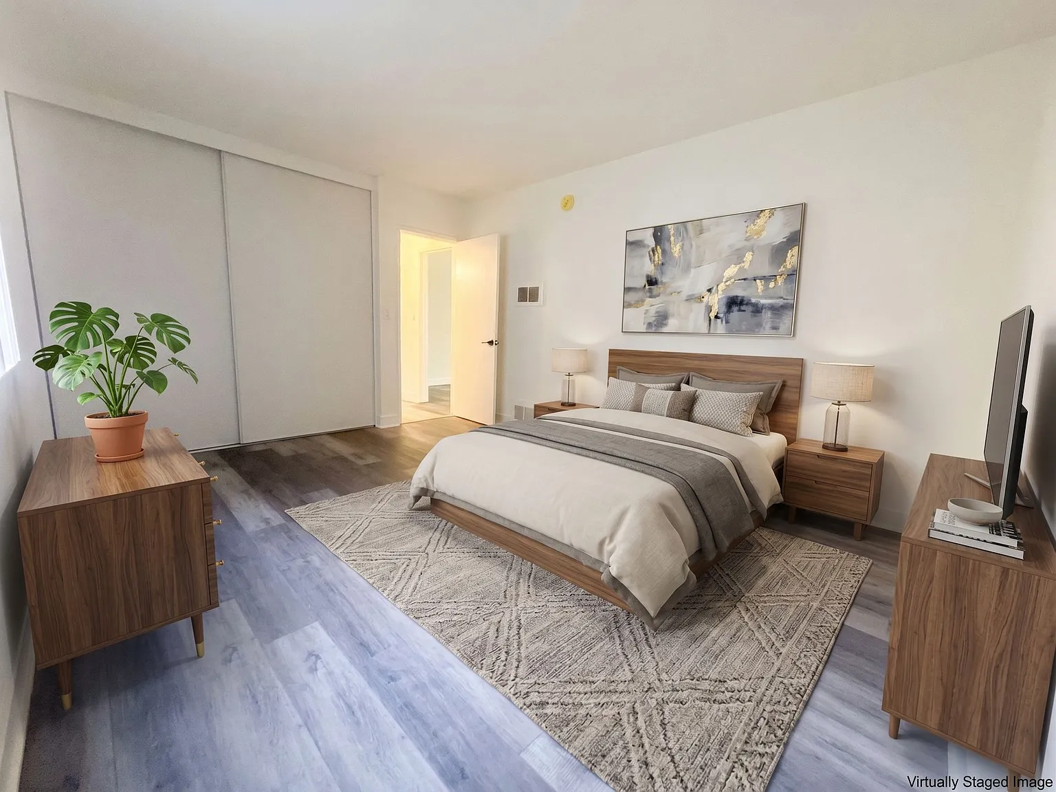 Addison Apartments — Photo 4