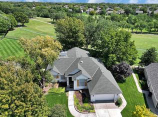 114 S Lakeside Dr, Andover, KS 67002