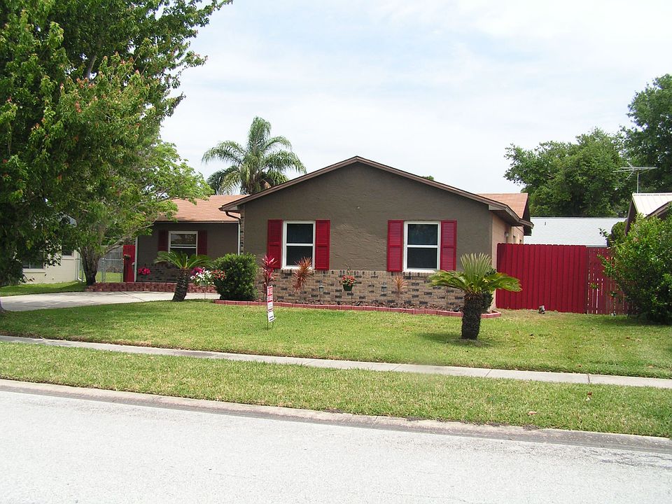 2nd image of 2543 Kari Dr