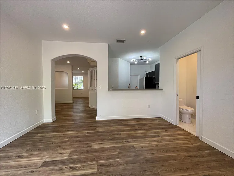3510 SW 170th Ave — Photo 5