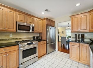 371 Digaetano Ter, West Orange, NJ 07052