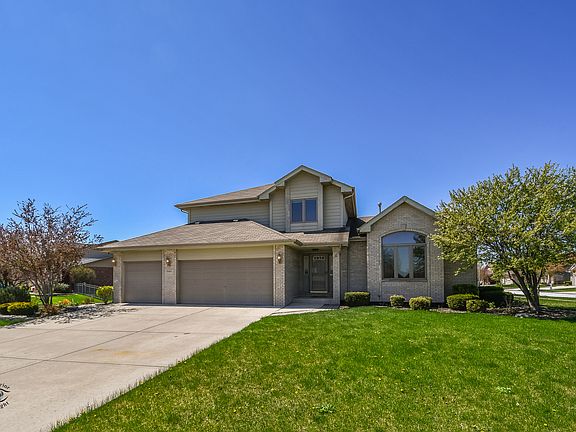 3rd image of 19410 Mayfield Pl