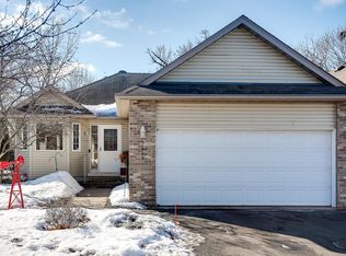 7119 48th St N, Oakdale, MN 55128
