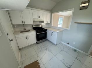 134 Thomas St #2B, Newark, NJ 07114