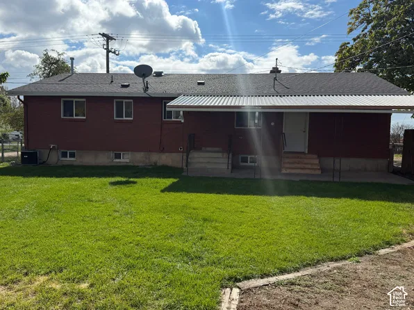 2926 W 1900 N, Plain City, UT 84404