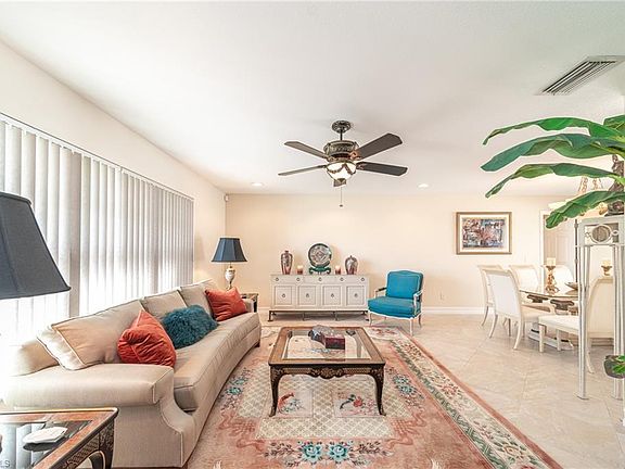 4th image of 234 NE 13th Pl
