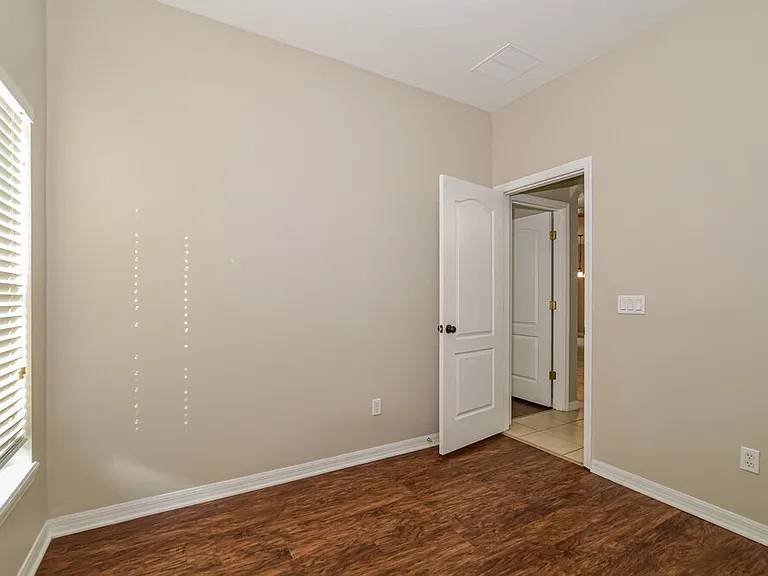 2061 Ribbon Falls Pkwy — Photo 14