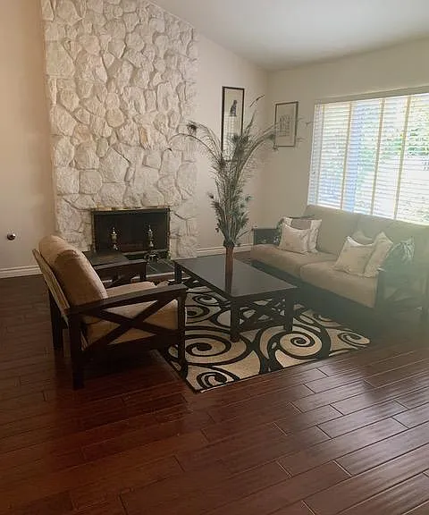 11381 Montserrat St — Photo 9