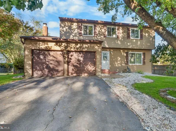 4924 Plata St, Clinton, MD 20735
