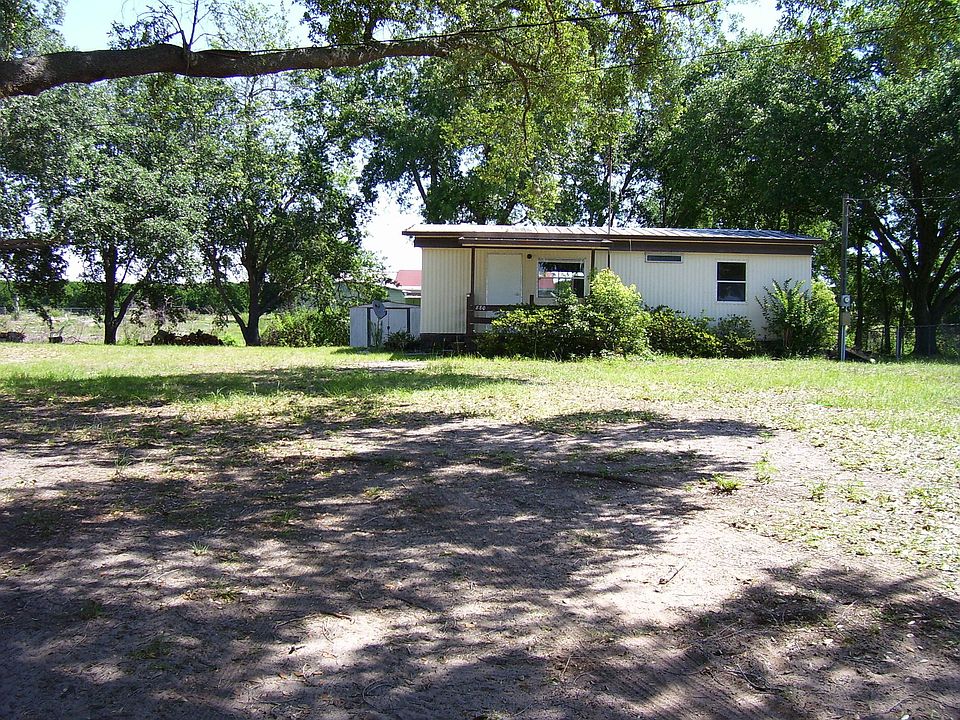2nd image of 880 Herrod Rd