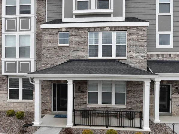 11217 Talamore Cir #5, Saint Louis, MO 63131