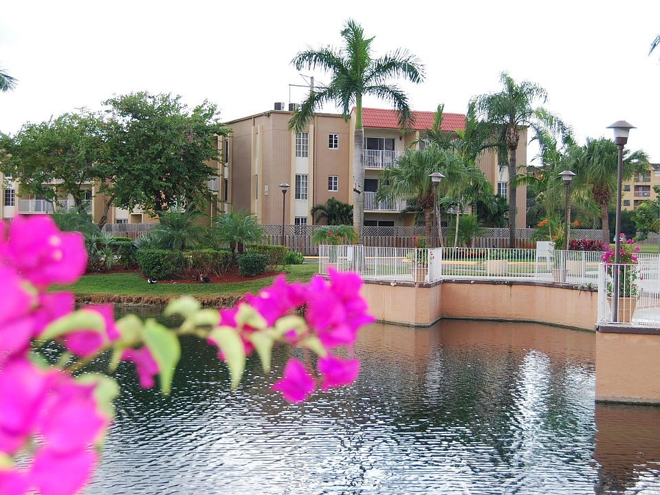 1st image of 5122 NW 79th Ave APT 206
