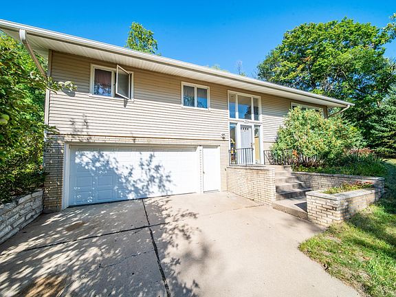 4th image of 359 Riverview Heights Dr NE