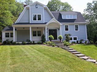 27 Fellscrest Rd, Essex Fells, NJ 07021