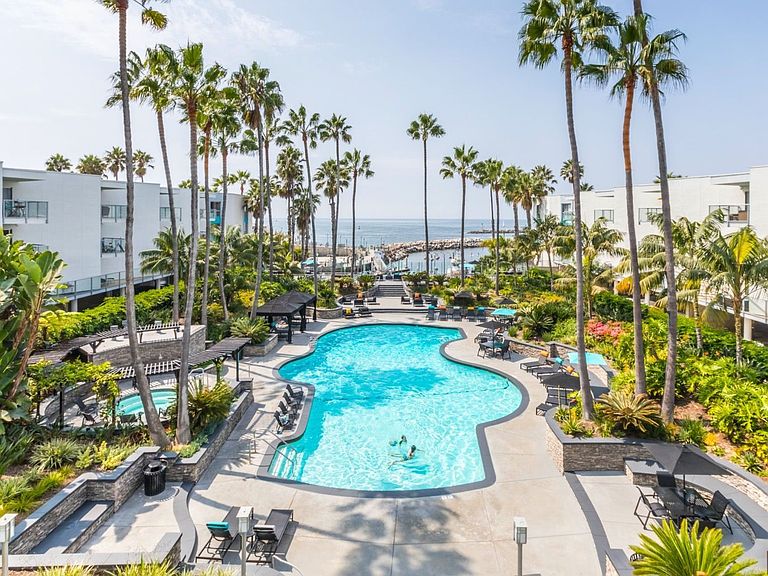 Ocean Club Apartment Rentals Redondo Beach, CA Zillow