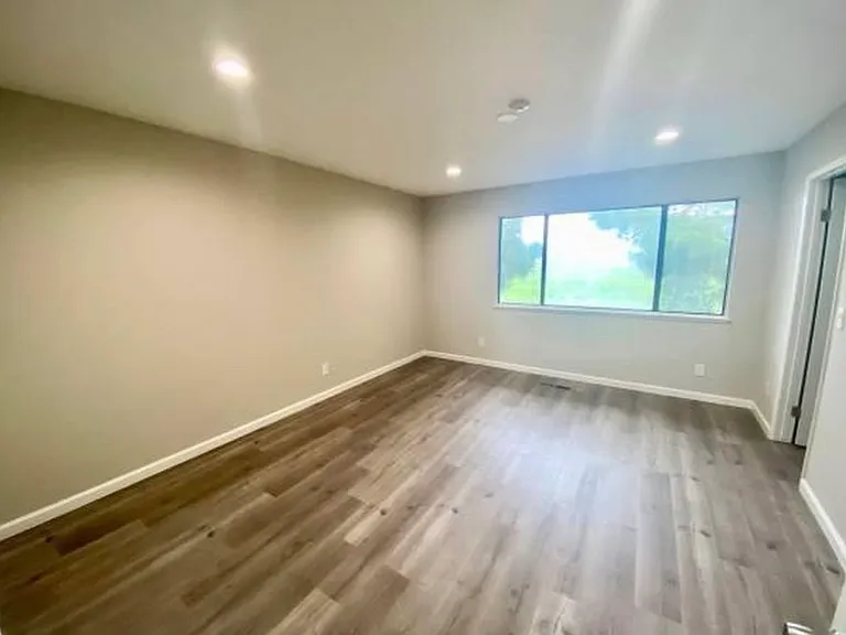 6341 Joaquin Murieta Ave #B — Photo 7