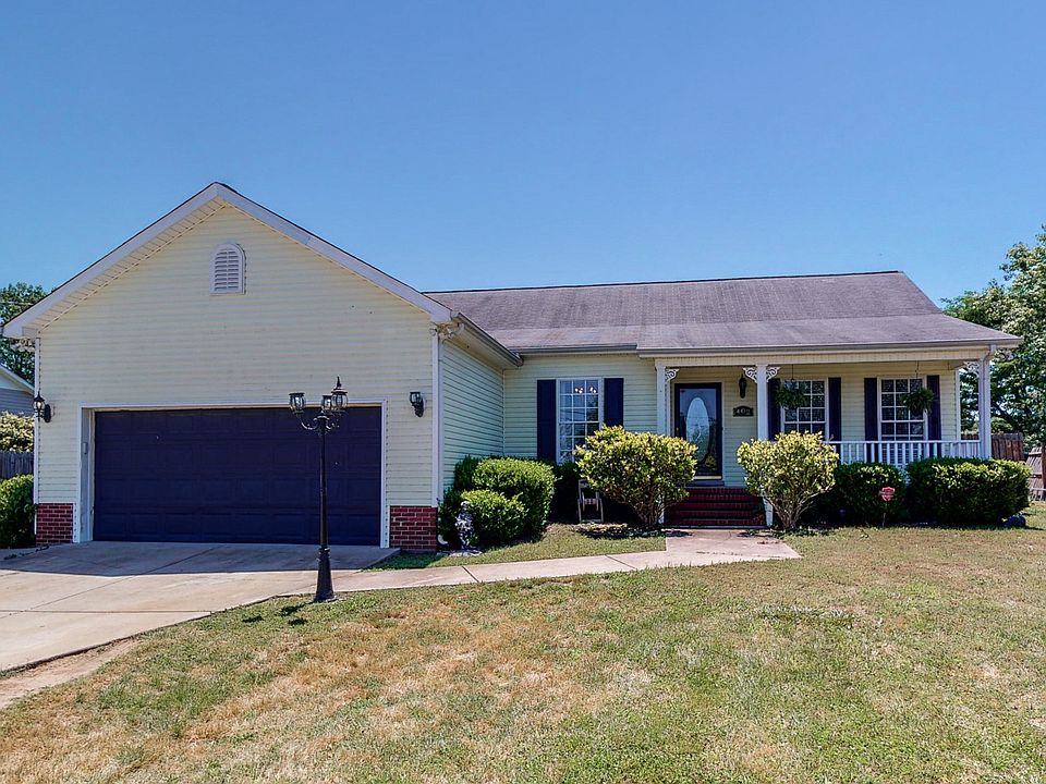 1st image of 402 Brookside Dr
