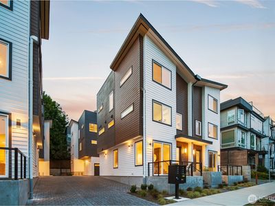 1740 A NW 62nd Street, Seattle, WA, 98107