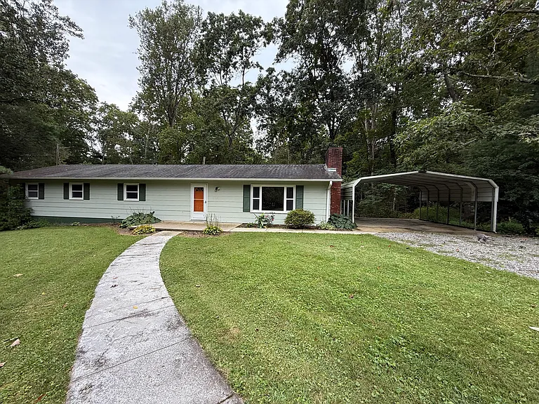 21 Spivey Lake Dr — Photo 1