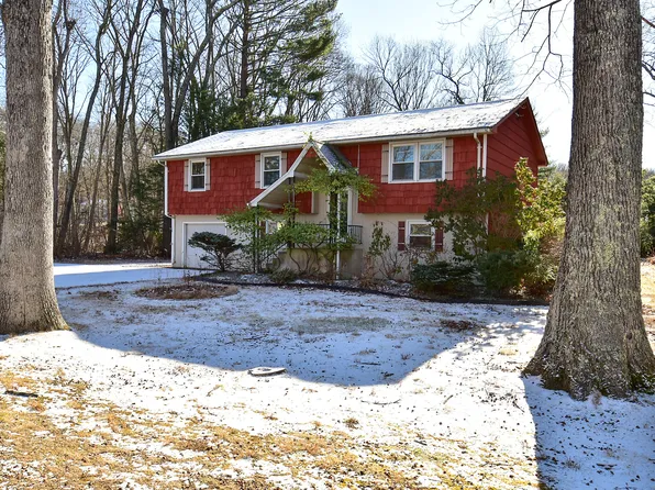 27 Laurel Ridge Road, Tolland, CT 06084