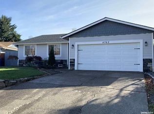 4762 Canyon Ct NE, Salem, OR 97305