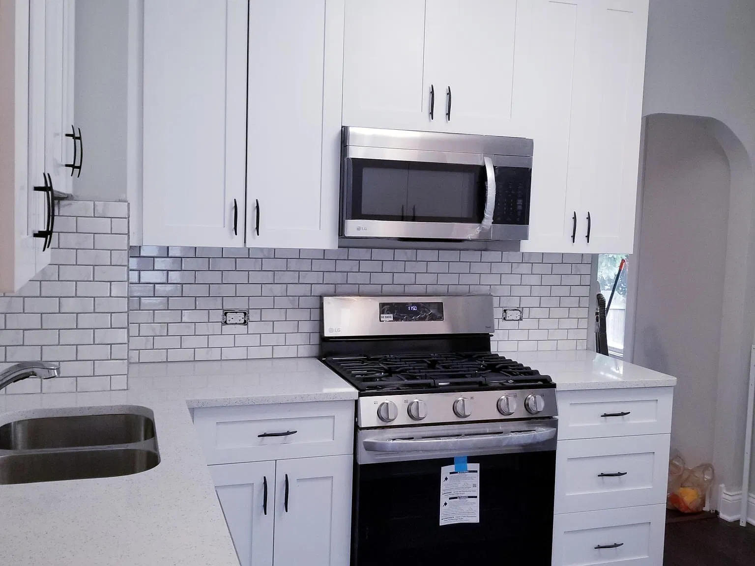 3 bed, 1100 sqft, $2,900 — Photo 1