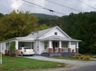 2206 Narrows Rd, Pearisburg, VA 24134