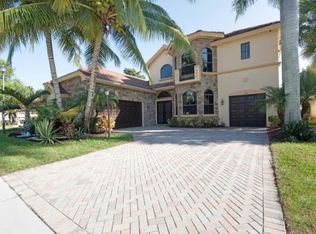 3600 Collonade Dr, Wellington, FL 33449