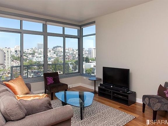 3rd image of 1310 Fillmore St #Penthouse 1e