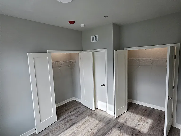 2807 S Halsted St #409 — Photo 9