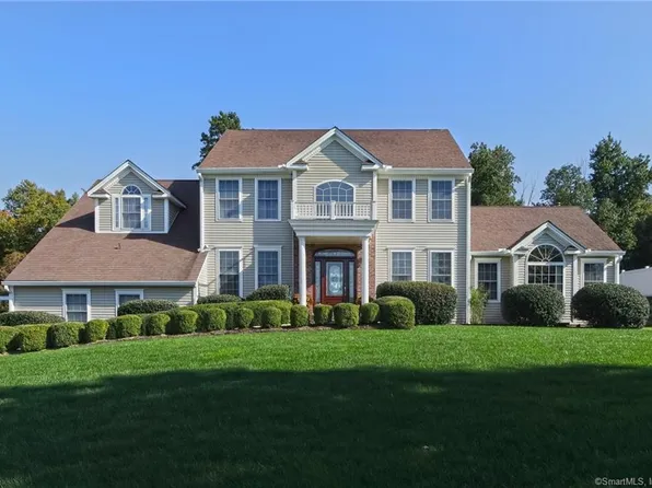 28 Evergreen Terrace, Seymour, CT 06483