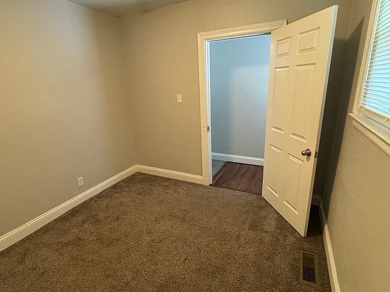 1128 N Jefferson Ave #A — Photo 18
