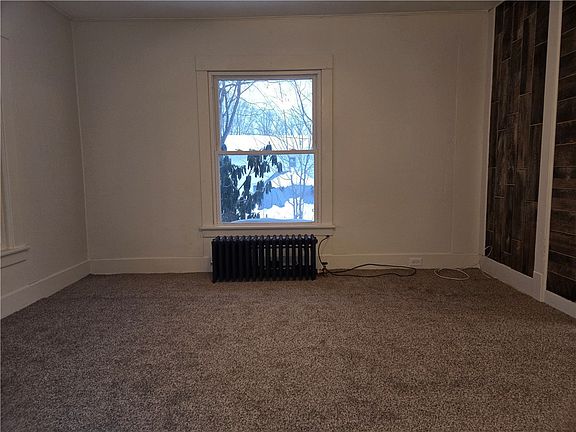 5th image of 41 Whipple Rd